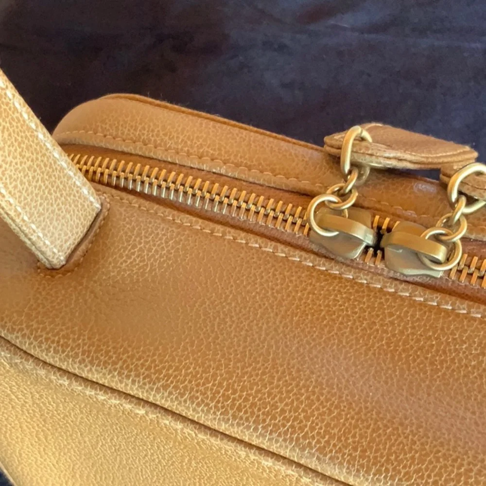 SOLD🌟CHANEL Timeless CC Vanity bag/Train Case Camel ✨GORGEOUS✨ - Picture 12 of 16